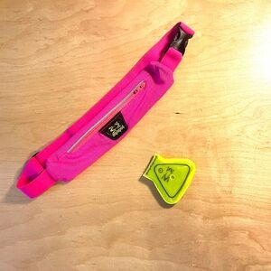 Amphipod Running Belt & LED Flashing Reflector